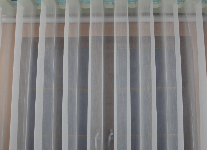 Výpredajová, krémová záclona, bez vzoru č.780 viď konce v poznámke