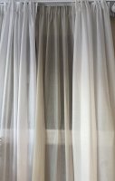 Moderná záclona, farba- biela, slonová kosť a bledo hnedá, metráž č.B28 | Allen záclony a závesy