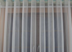 Výpredajová, krémová záclona, bez vzoru č.780 viď konce v poznámke